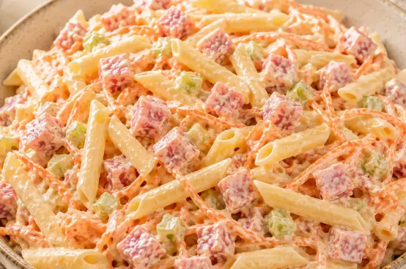 Romige Capricciosasalade met ham en kaas