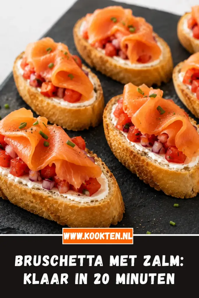 Bruschetta met zalm van dichtbij op het bord